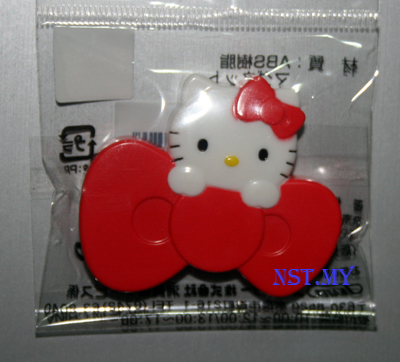 Kitty and Ribbon Magnet